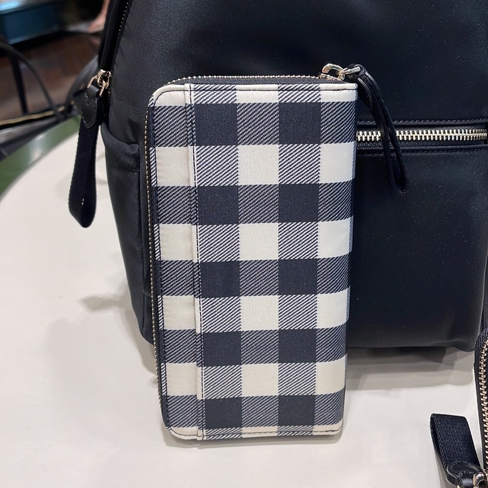 Kate Spade Chelsea Textured Gingham Print Nylon Large Continental Wallet
NWT - Picture 16 of 16